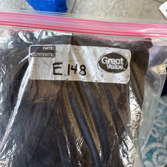 Kut from the Kloth Mia Skinny Ankle Pants Women's Plaid Check Print - Size 6 - Picture 9 of 9